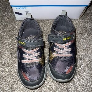 ⭐️3/$30!⭐️ Carters Dino light up Shoes